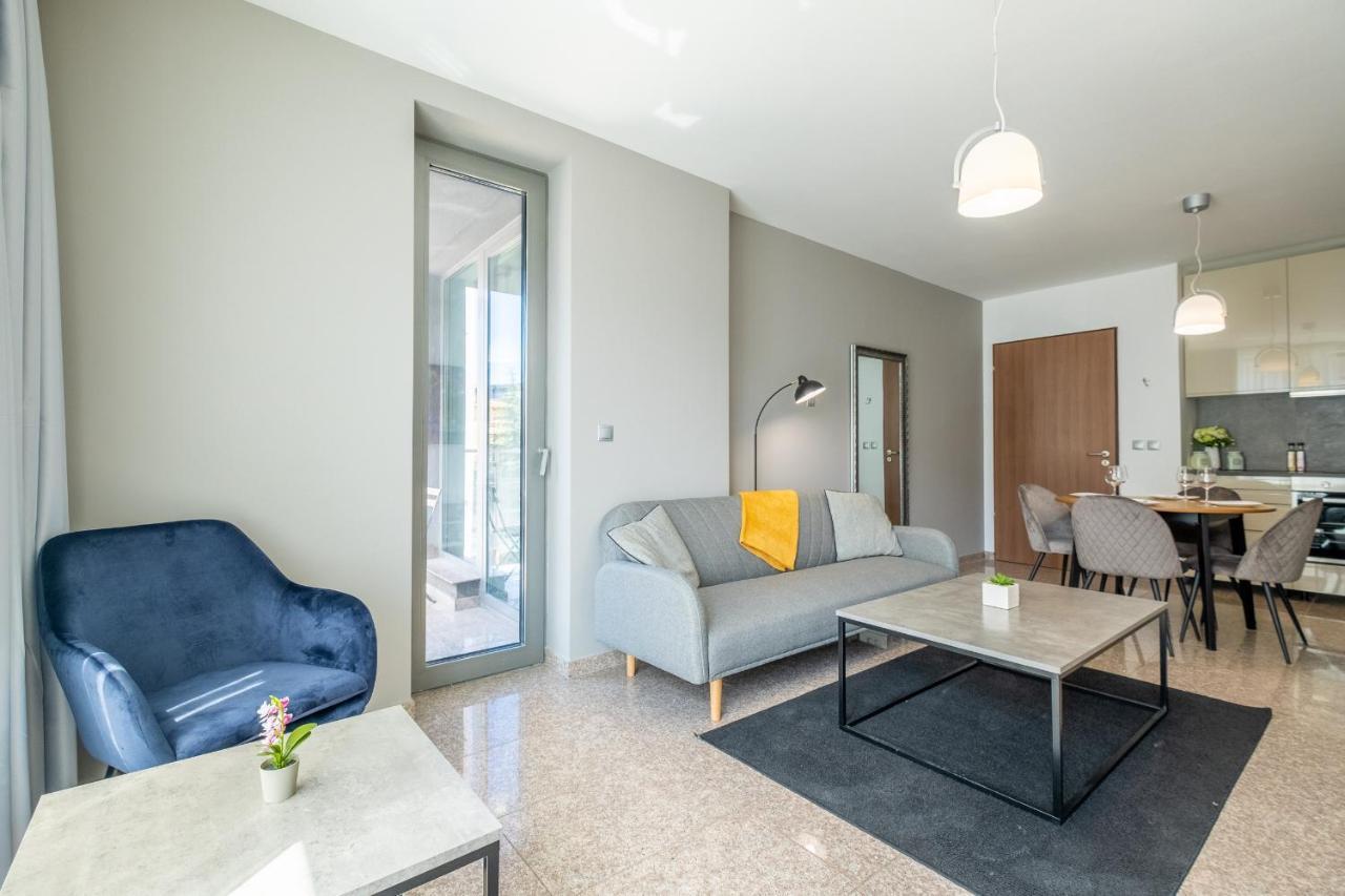 Julie'S Sunny Cozy Apartment With Balcony Sofia Ngoại thất bức ảnh